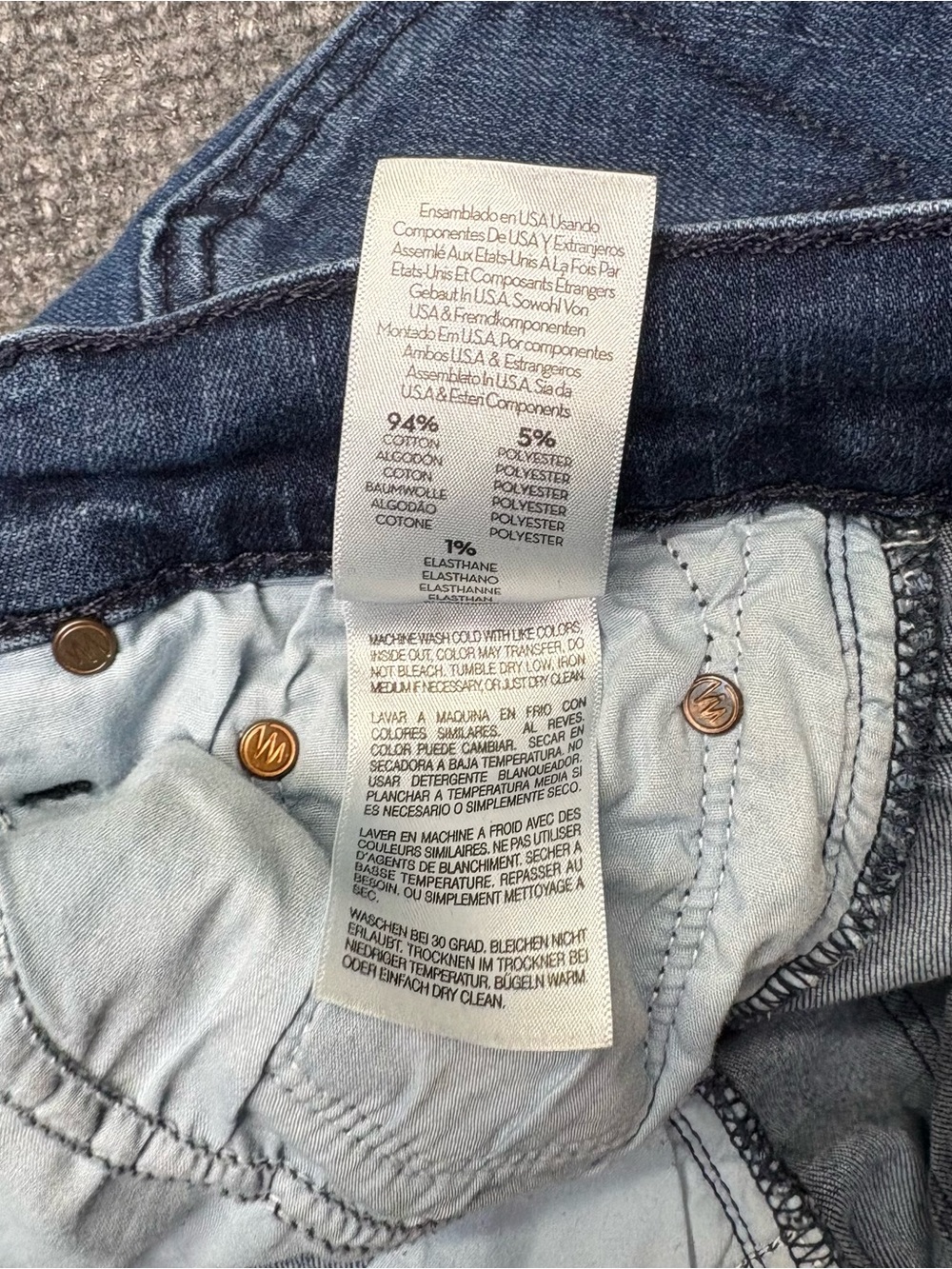 MOTHER Jeans Womens 32 Weekender Fray in Mint Condition Flare Raw Hem USA Made - Picture 7 of 15